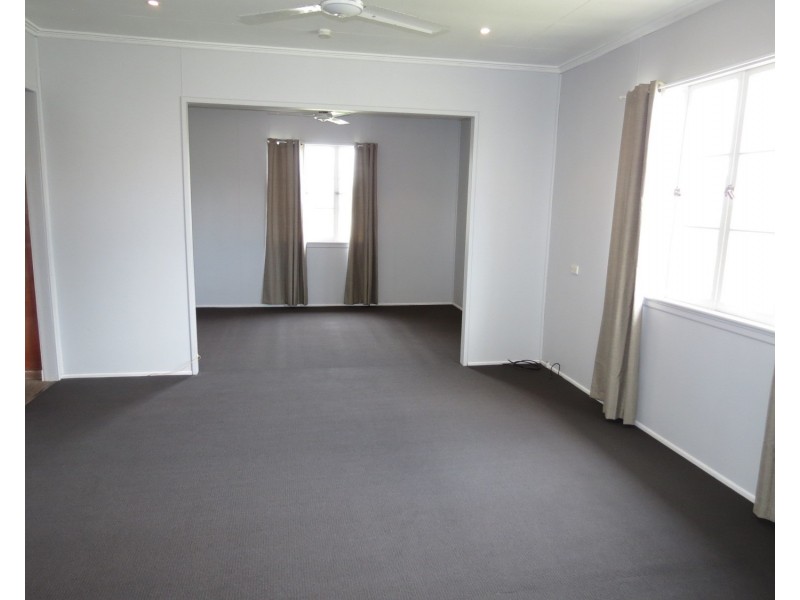 105 Powell Street, Bowen QLD 4805