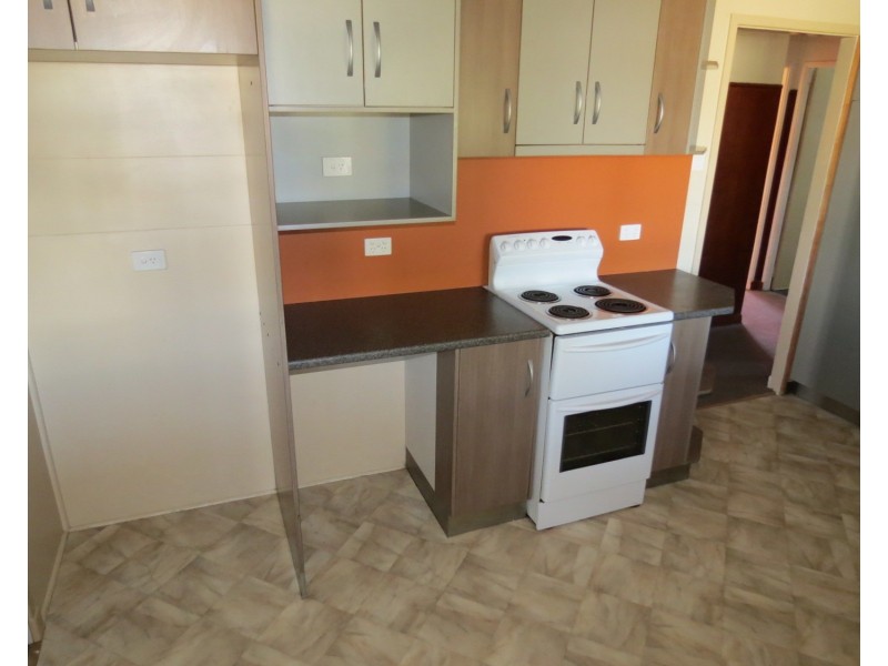 105 Powell Street, Bowen QLD 4805