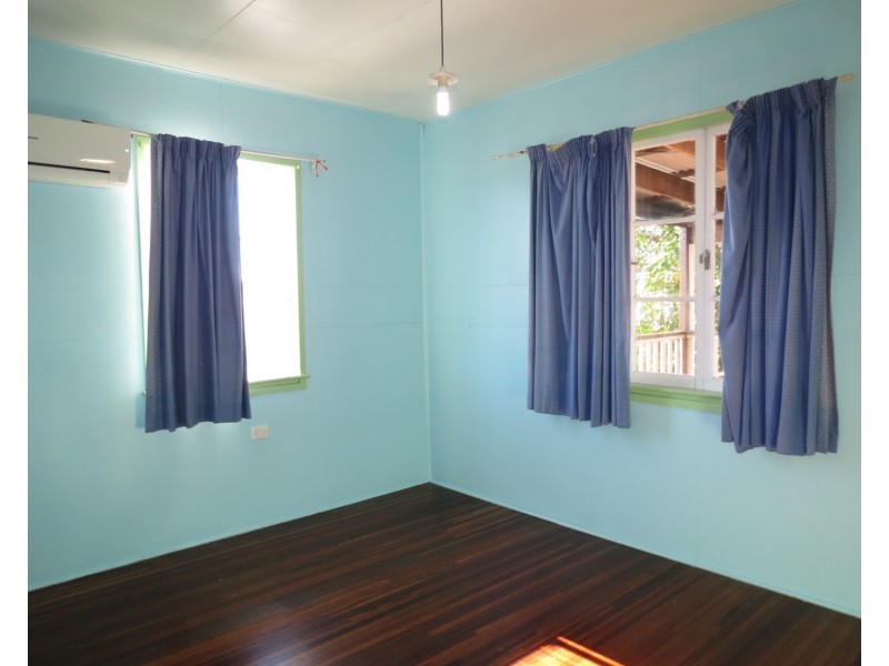 105 Powell Street, Bowen QLD 4805