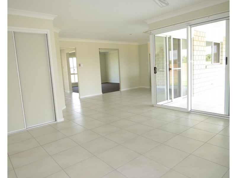 34 Lucinda Place, Bowen QLD 4805