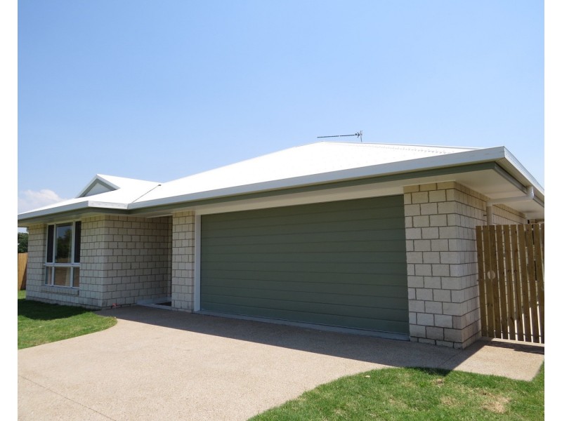 34 Lucinda Place, Bowen QLD 4805