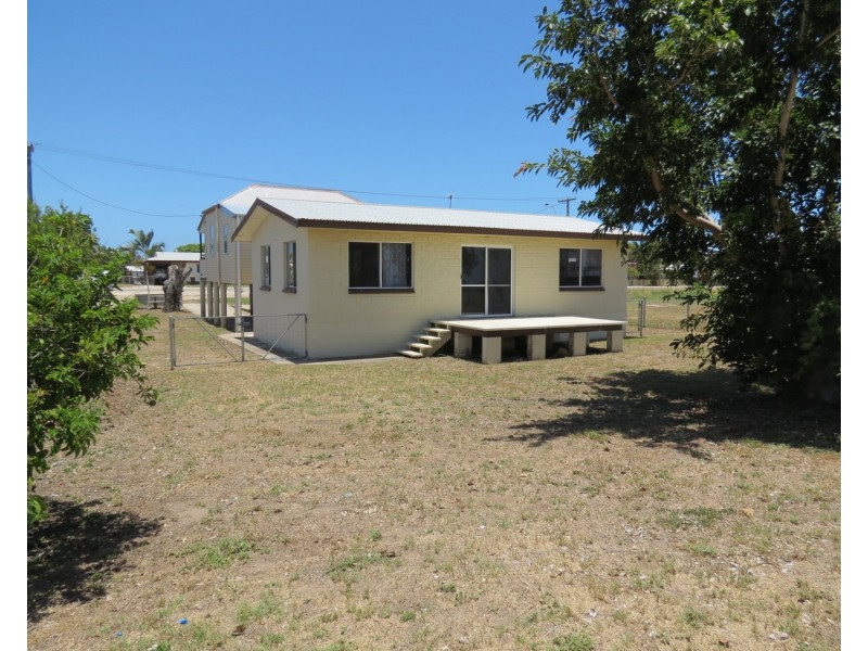 25 Thomas Street, Bowen QLD 4805