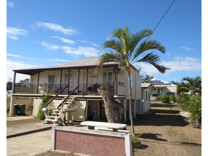 25 Thomas Street, Bowen QLD 4805
