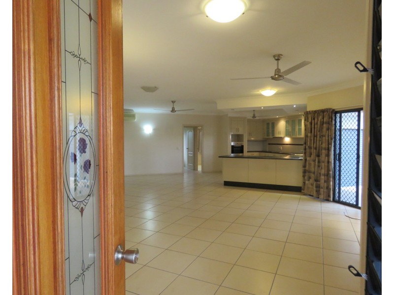 2 McDonnell Place, Bowen QLD 4805