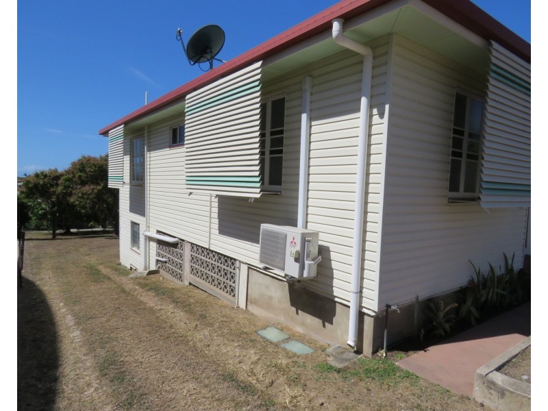 52 Gregory Street, Bowen QLD 4805