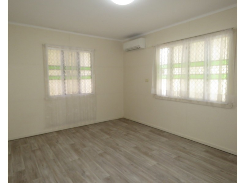 52 Gregory Street, Bowen QLD 4805
