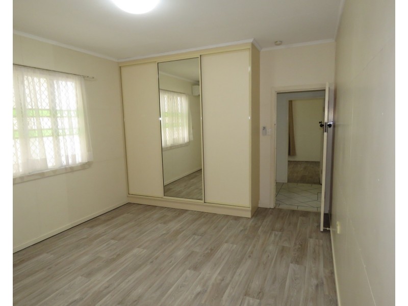52 Gregory Street, Bowen QLD 4805