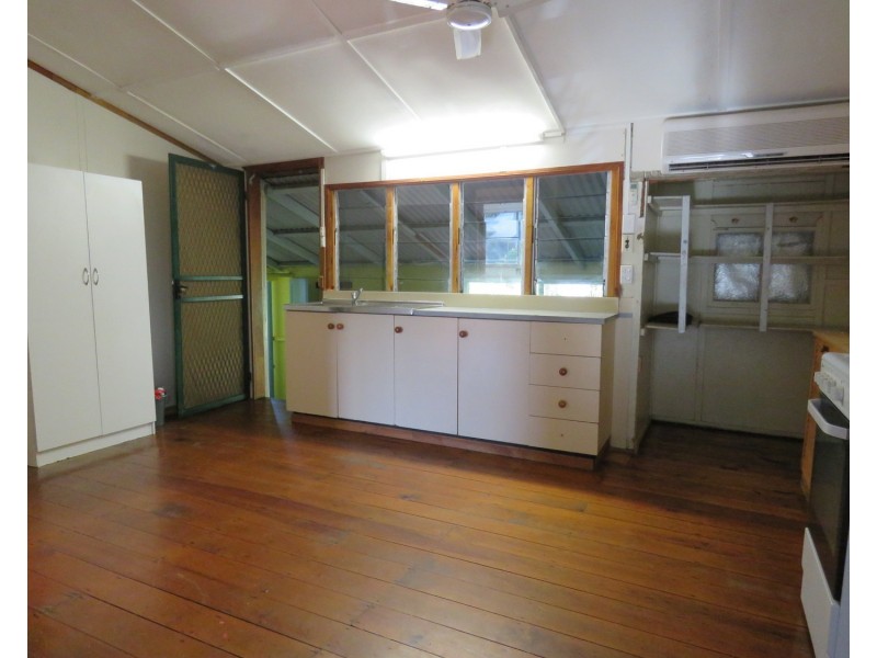 67 Murroona Street, Bowen QLD 4805