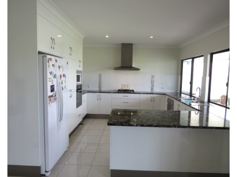 129 Inveroona Road, Bowen QLD 4805