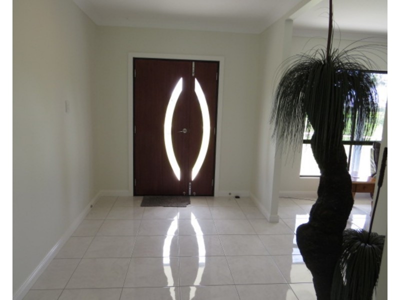 129 Inveroona Road, Bowen QLD 4805