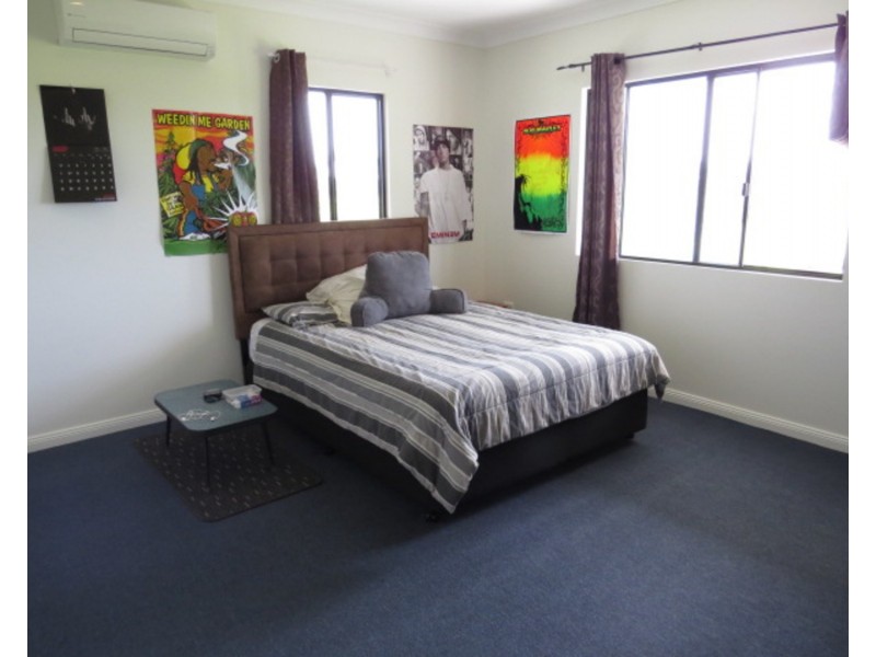 129 Inveroona Road, Bowen QLD 4805