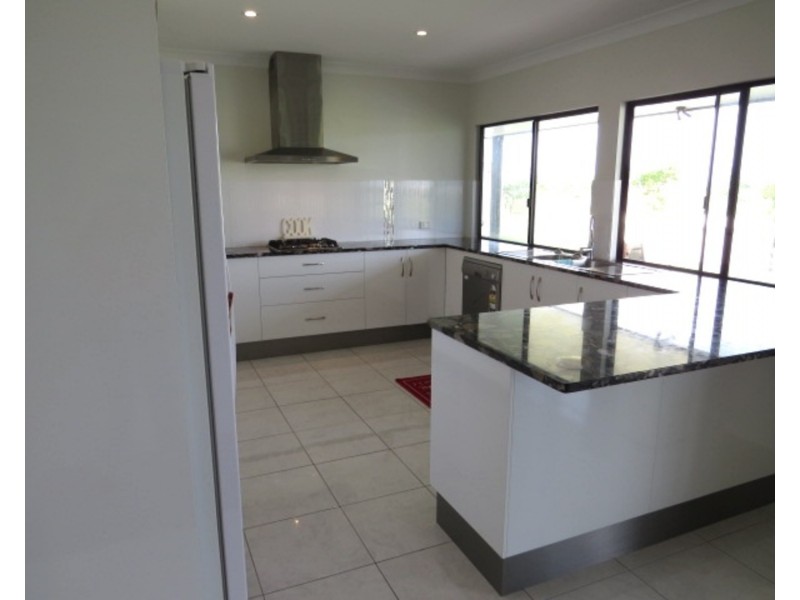 129 Inveroona Road, Bowen QLD 4805