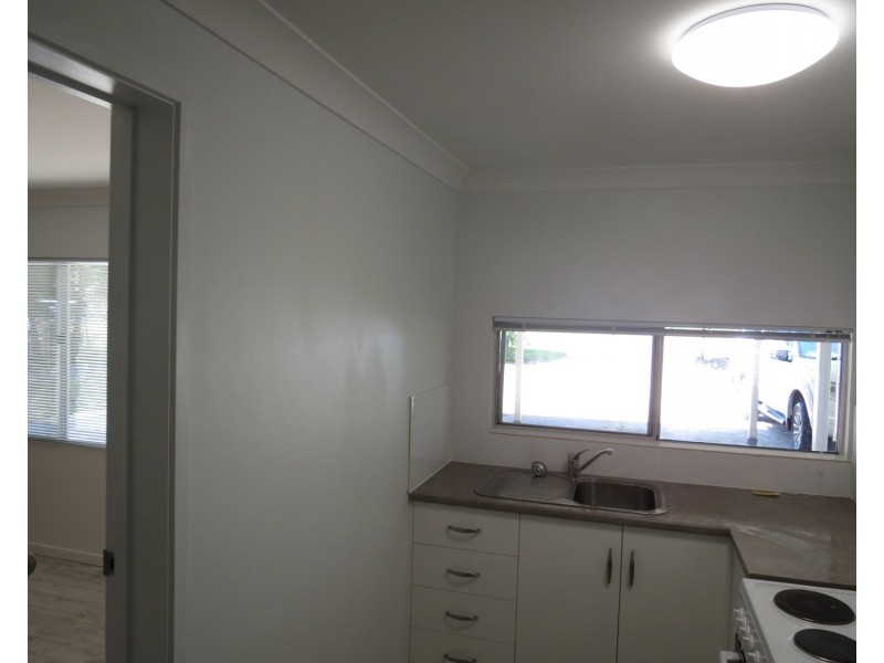 2/10 Dalrymple Street, Bowen QLD 4805