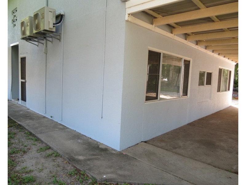 2/10 Dalrymple Street, Bowen QLD 4805
