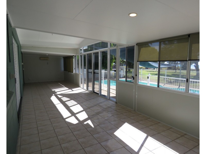 24 Horseshoe Bay Road, Bowen QLD 4805