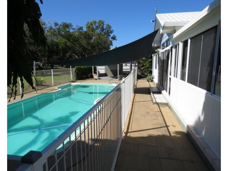 24 Horseshoe Bay Road, Bowen QLD 4805