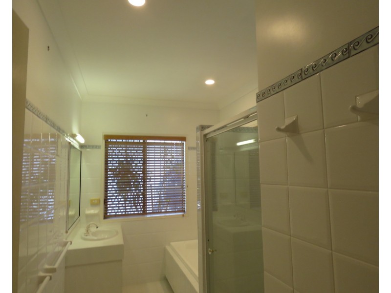 24 Horseshoe Bay Road, Bowen QLD 4805