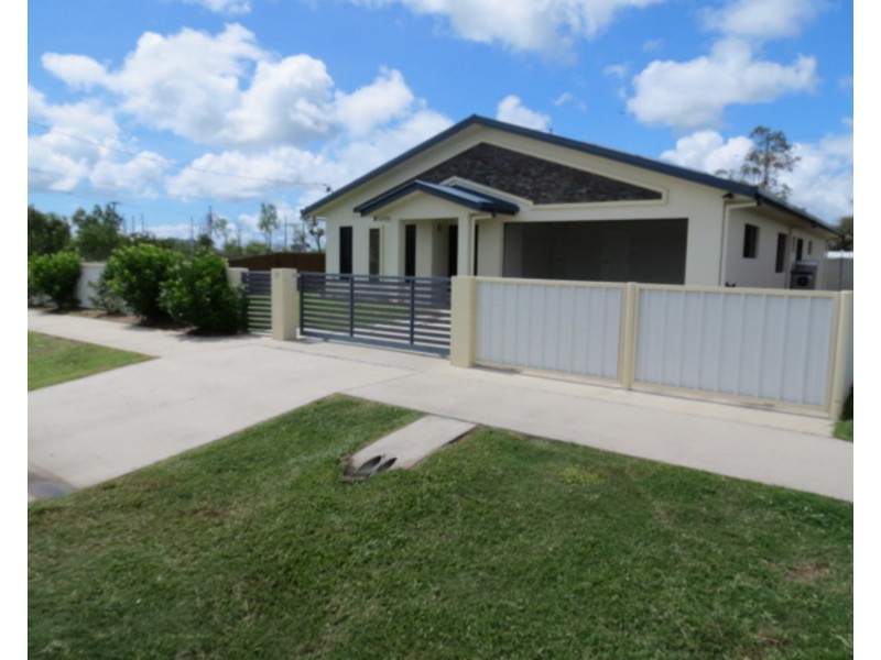17 Matthews Street, Bowen QLD 4805