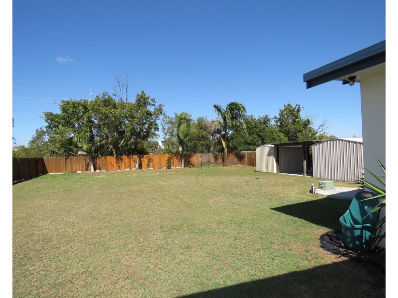 17 Matthews Street, Bowen QLD 4805