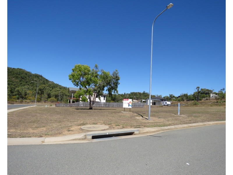 126 Ocean View Drive, Bowen QLD 4805