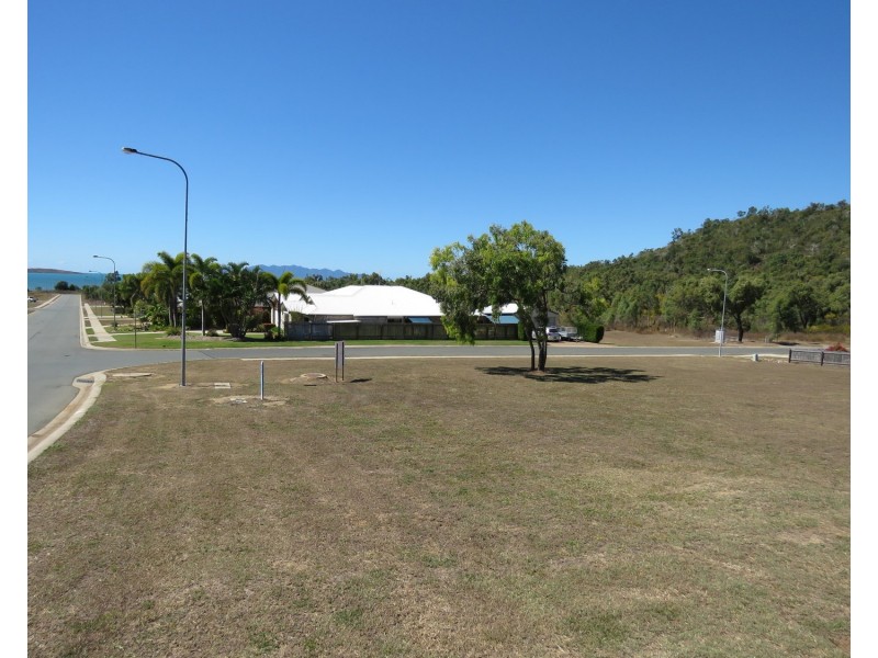 126 Ocean View Drive, Bowen QLD 4805