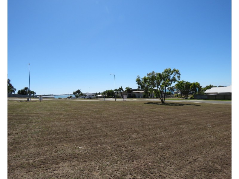 126 Ocean View Drive, Bowen QLD 4805