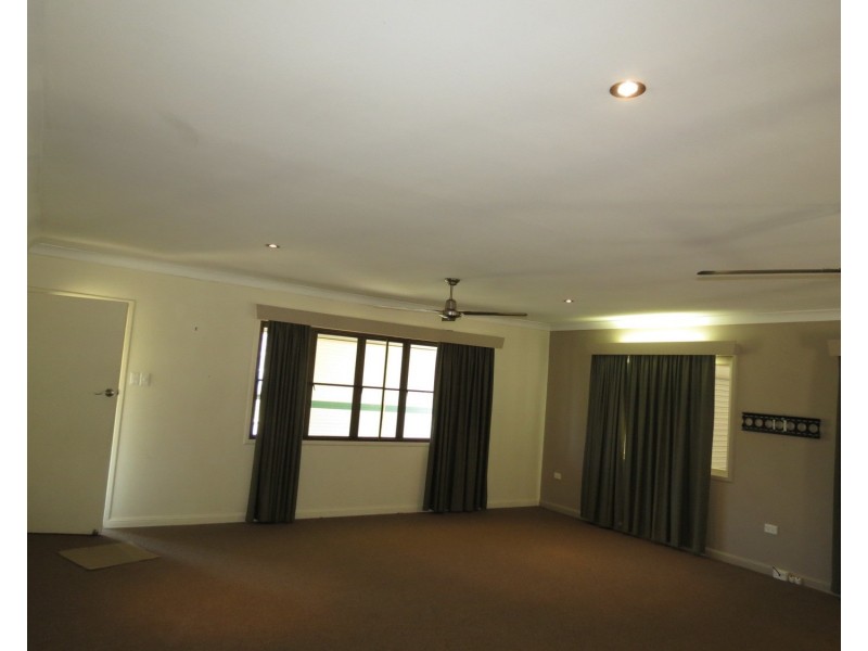 8 McDougal Street, Bowen QLD 4805