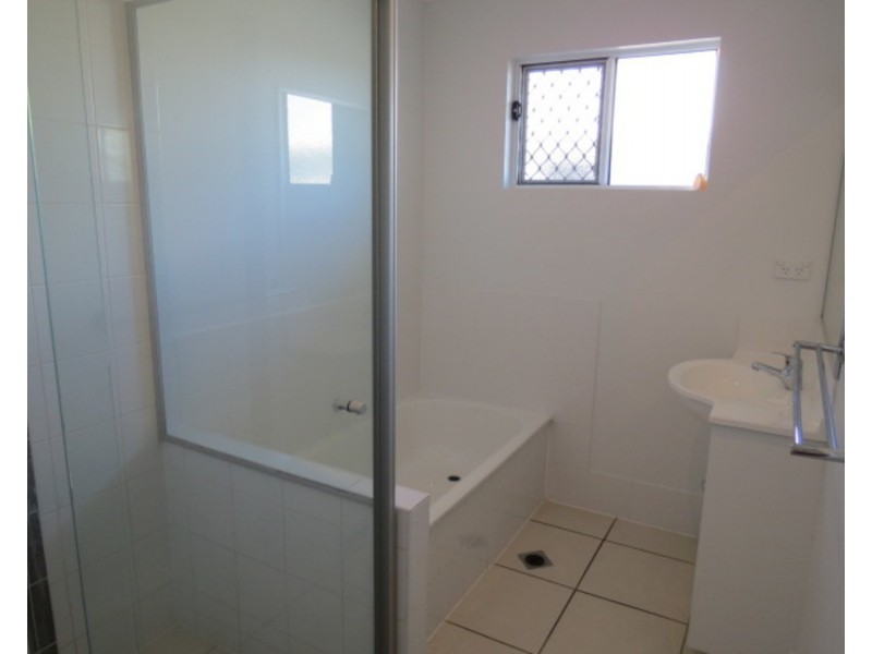 17 Nautilus Street, Bowen QLD 4805