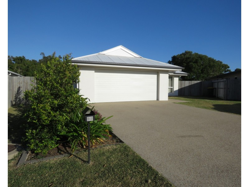 17 Nautilus Street, Bowen QLD 4805