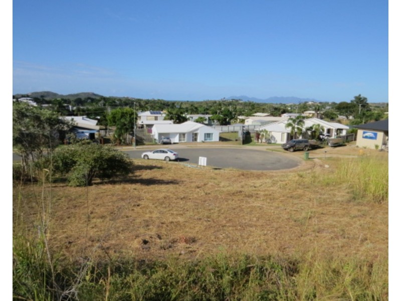 5 Allan Place, Bowen QLD 4805