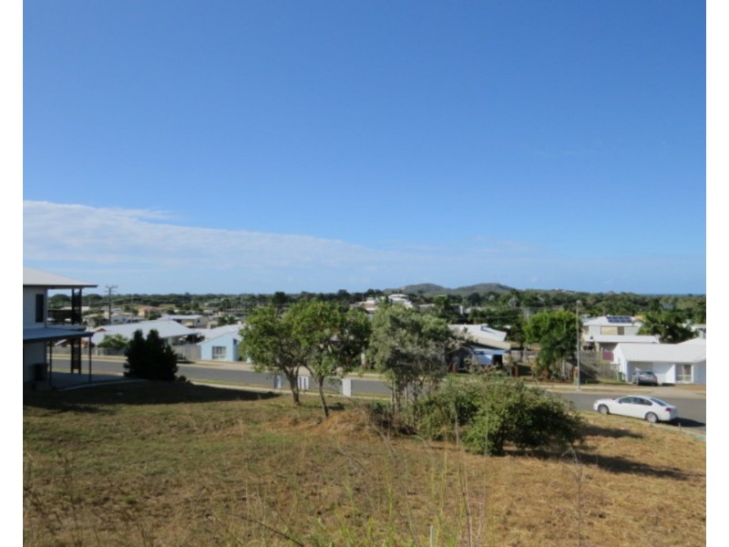 5 Allan Place, Bowen QLD 4805