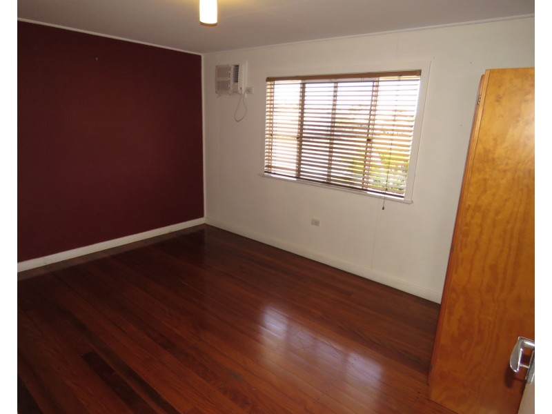 3 Sinclair Street, Bowen QLD 4805