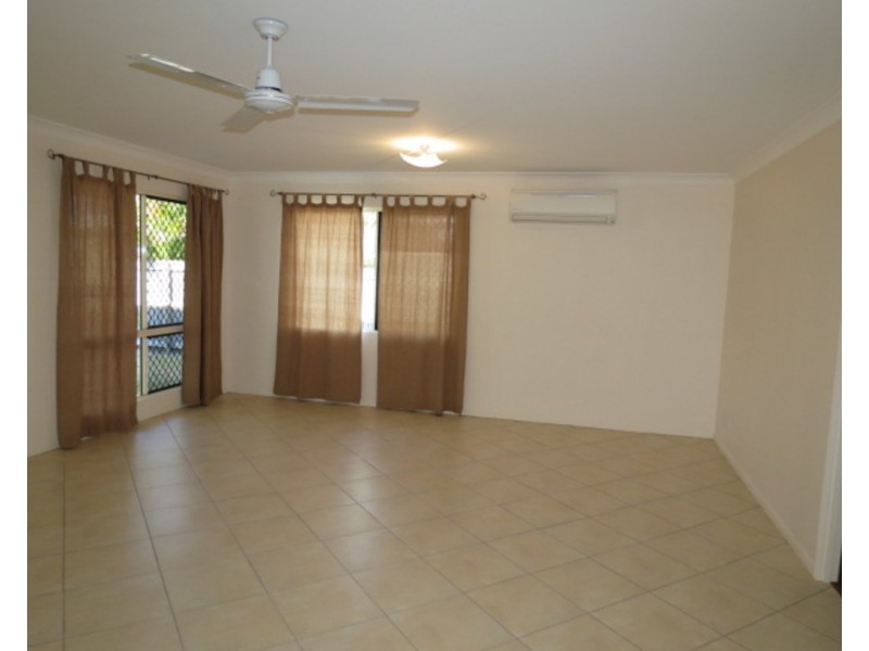 5 Lemon Grove, Bowen QLD 4805