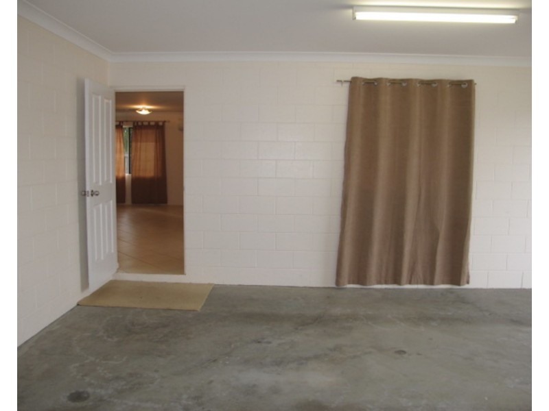 5 Lemon Grove, Bowen QLD 4805