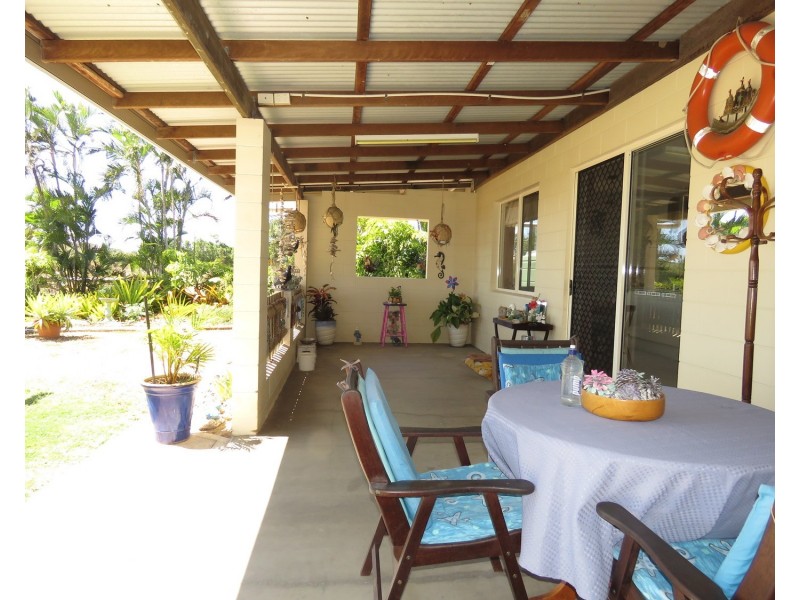 67 Avoca Road, Bowen QLD 4805