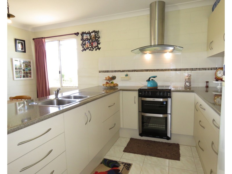 67 Avoca Road, Bowen QLD 4805