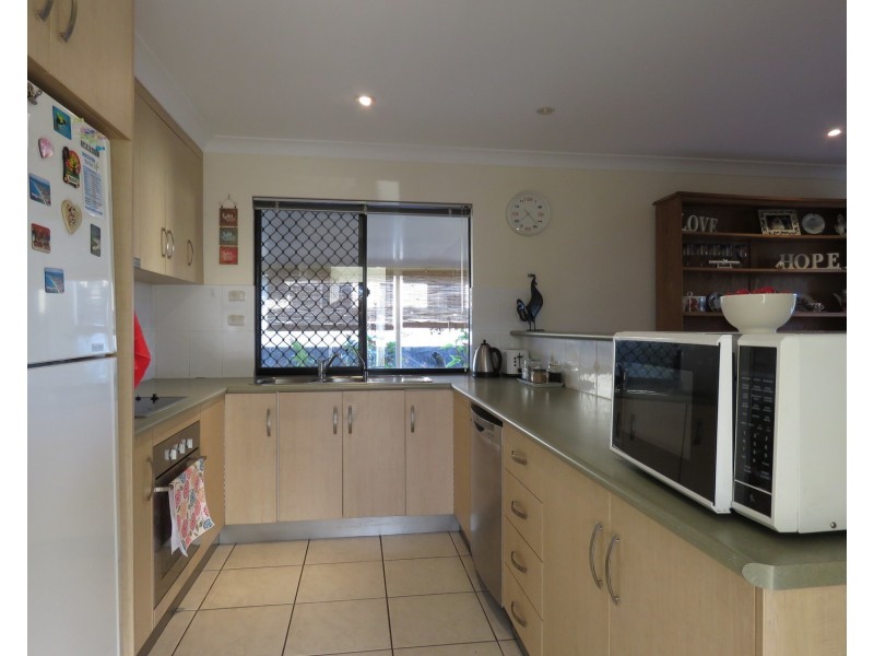 10 Schilling Court, Bowen QLD 4805