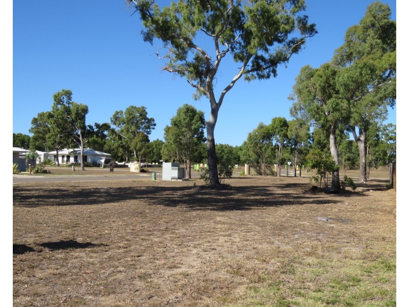 14 Cowrie Street, Bowen QLD 4805