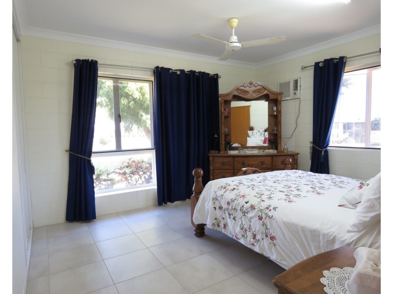 12 Inverdon Road, Bowen QLD 4805