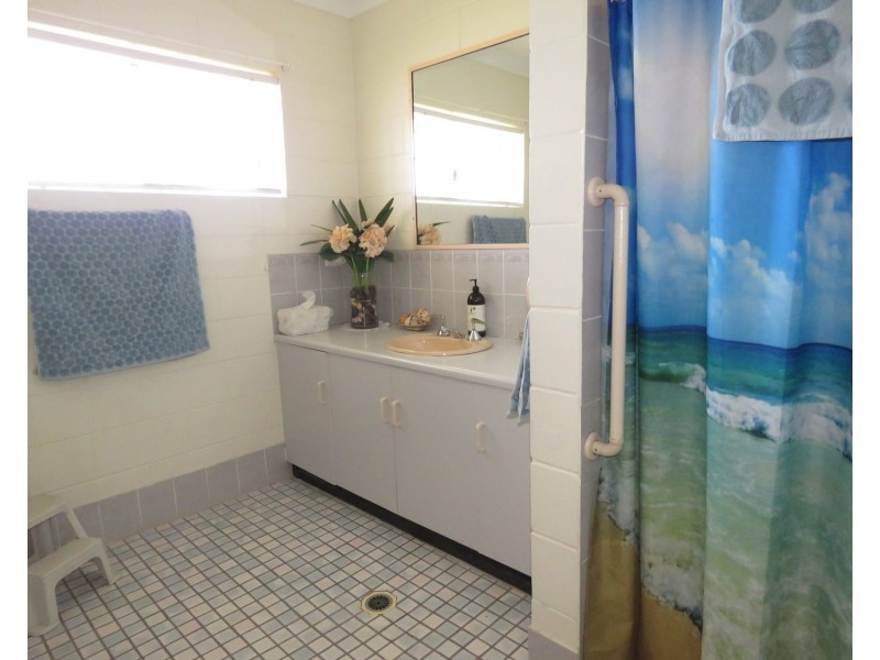 12 Inverdon Road, Bowen QLD 4805