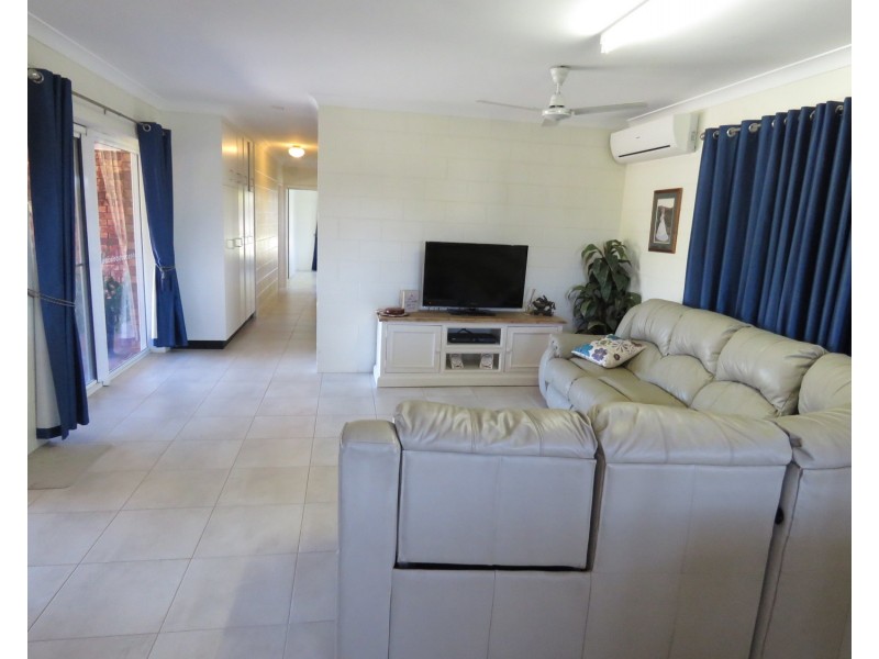 12 Inverdon Road, Bowen QLD 4805