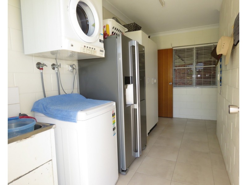 12 Inverdon Road, Bowen QLD 4805