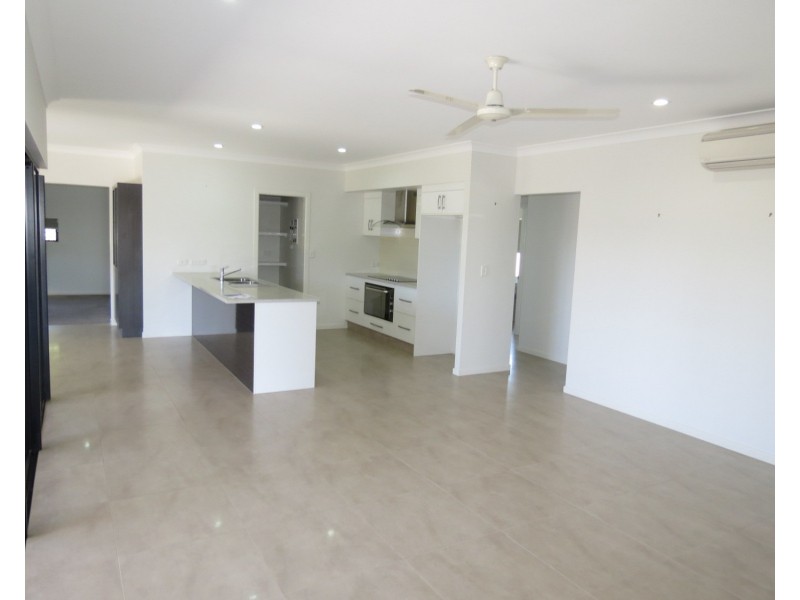 1 Harrison Court, Bowen QLD 4805