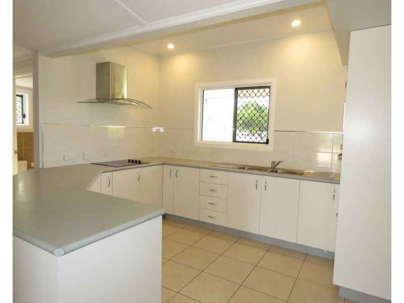 35 Dalrymple Street, Bowen QLD 4805