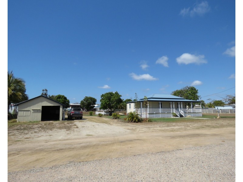 35 Dalrymple Street, Bowen QLD 4805