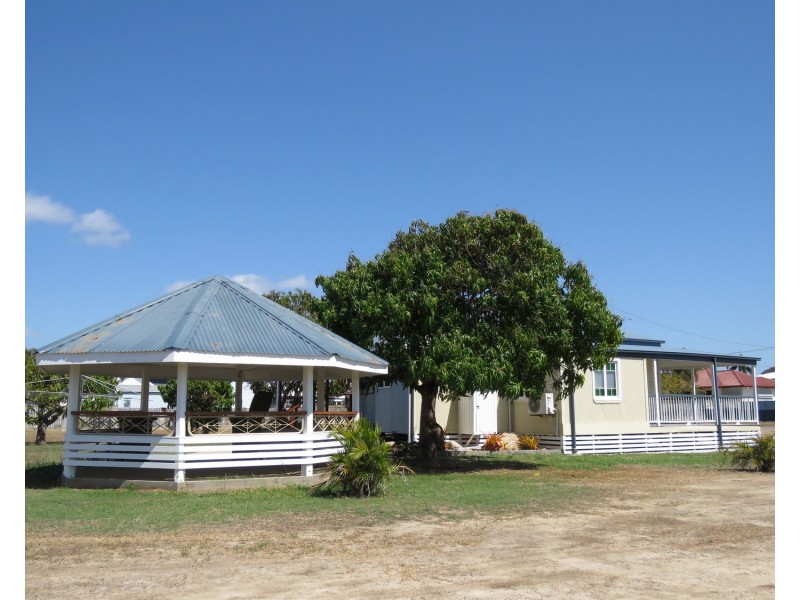 35 Dalrymple Street, Bowen QLD 4805