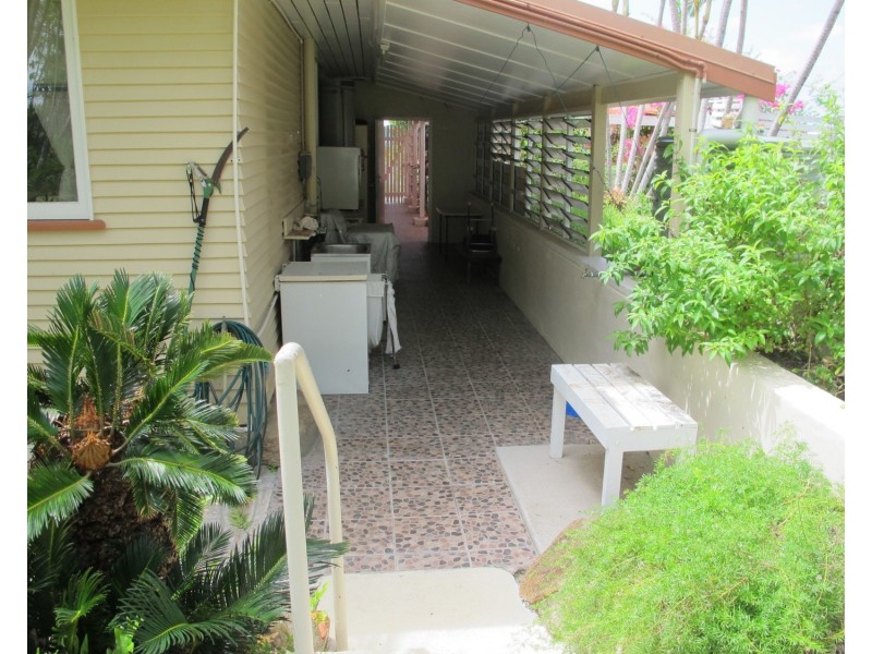 28 Powell Street, Bowen QLD 4805