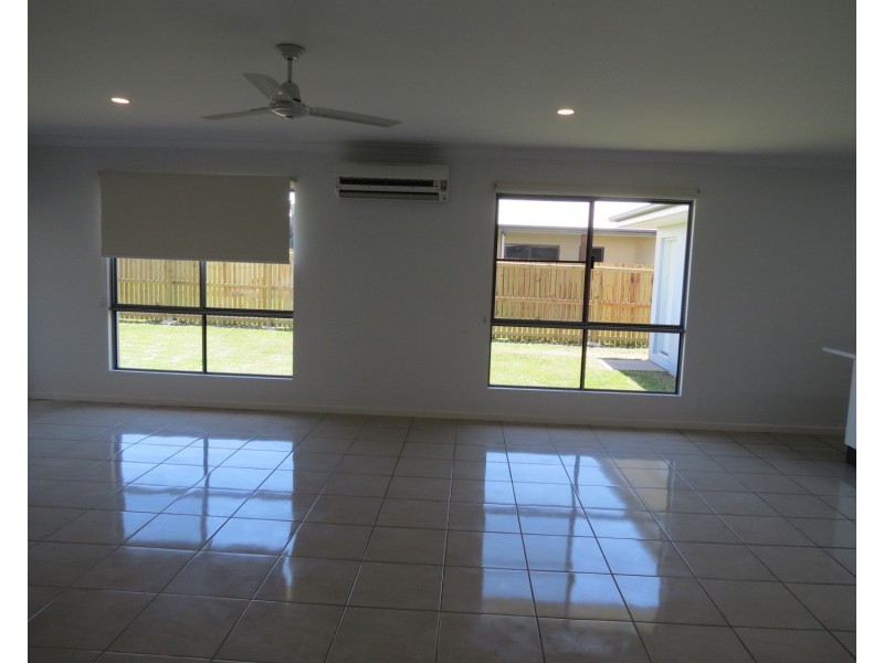 7 Ada Place, Bowen QLD 4805