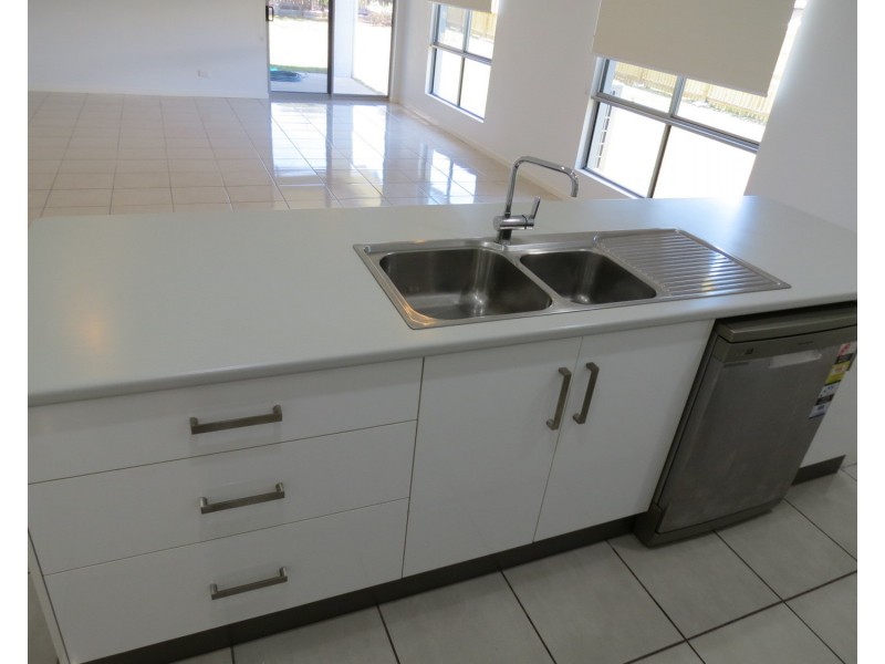 7 Ada Place, Bowen QLD 4805
