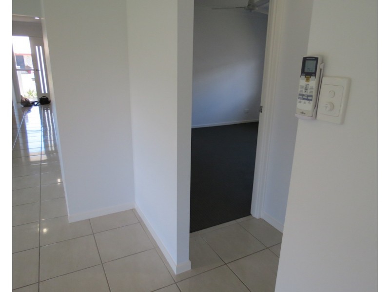 7 Ada Place, Bowen QLD 4805